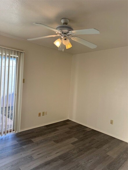 Building Photo - 13424 Blossomheath Ln