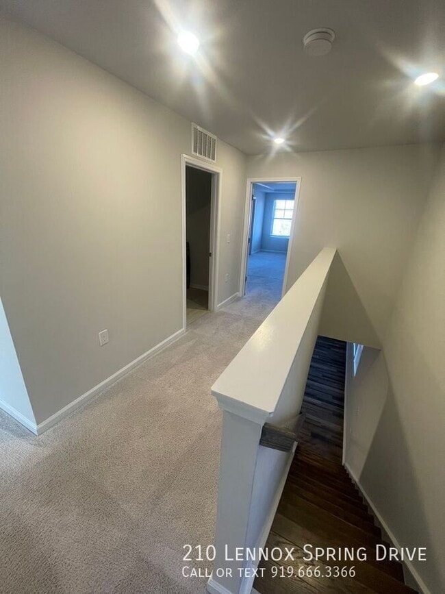 Building Photo - 210 Lennox Spring Dr