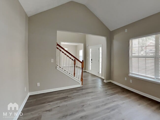 Building Photo - 3302 Summer Brooke Ln