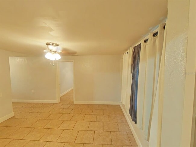 Building Photo - 1610 Williams Ave