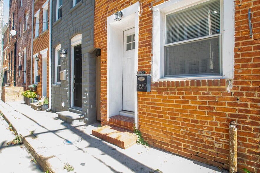 Building Photo - 329 S Durham St