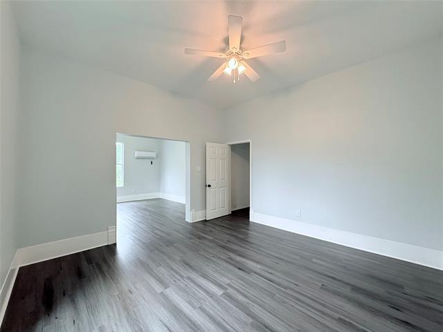 Building Photo - 1326 W Sears St