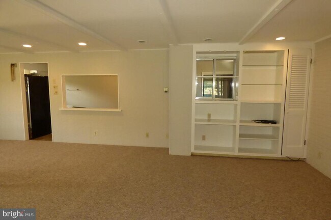 Building Photo - 5419 PA-309