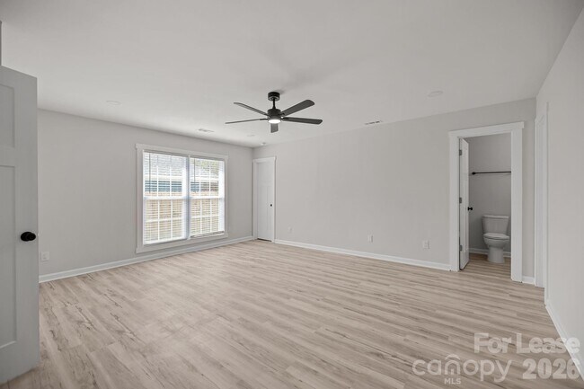 Building Photo - 6722 Stillmeadow Dr