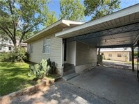 Building Photo - 4910 Rainbow Cir