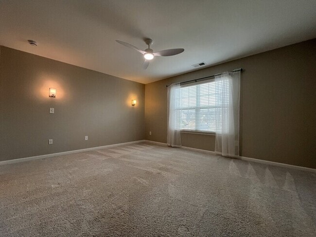 Building Photo - 17102 Alydar Commons Ln