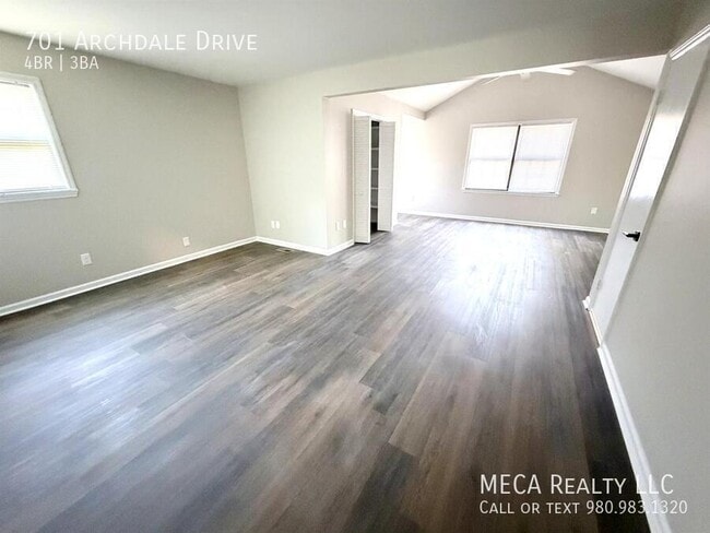 Building Photo - 701 Archdale Dr