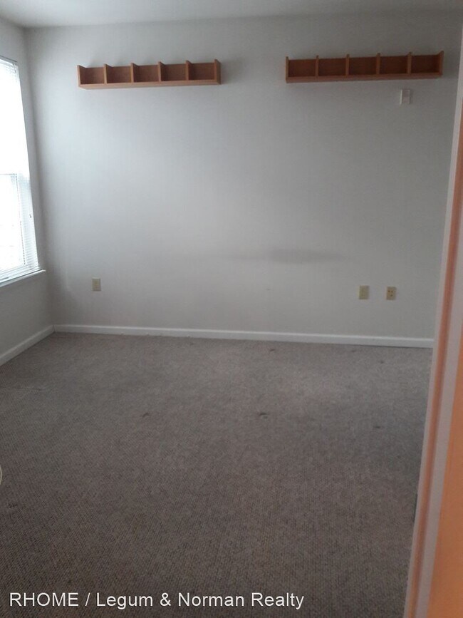 Building Photo - 1 br, 1 bath House - 1201 East West Hwy #110