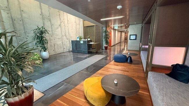 Building Photo - Epic REA: Fantastic Potrero Hill Modern 1 BR, 1 BA Condo