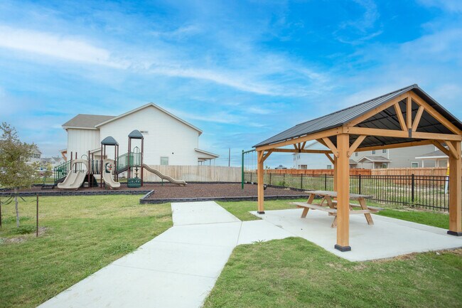 Building Photo - 13838 Enzo Gate