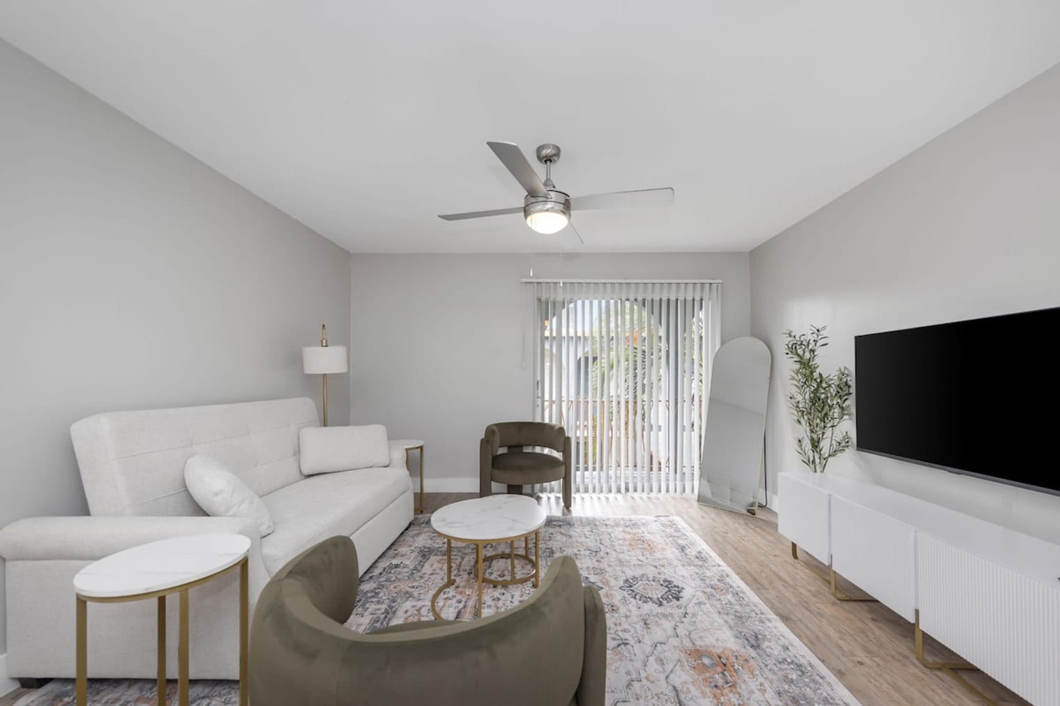 Building Photo - 4403 W Cleveland St