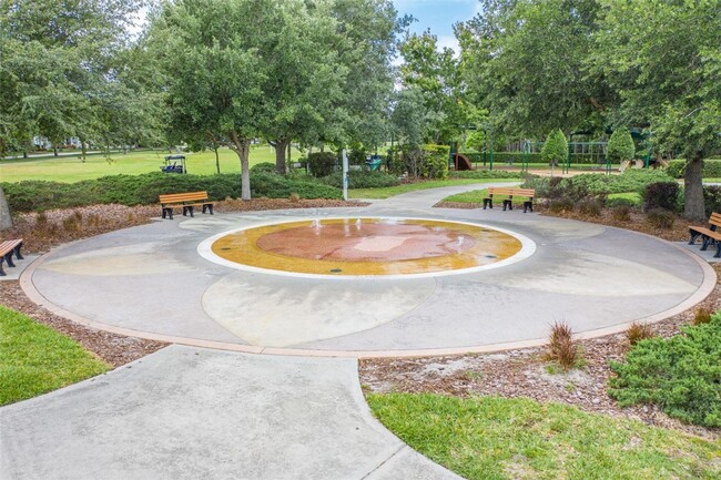 Building Photo - Beautiful 3 bedroom, 2.5 bathroom condo wi...