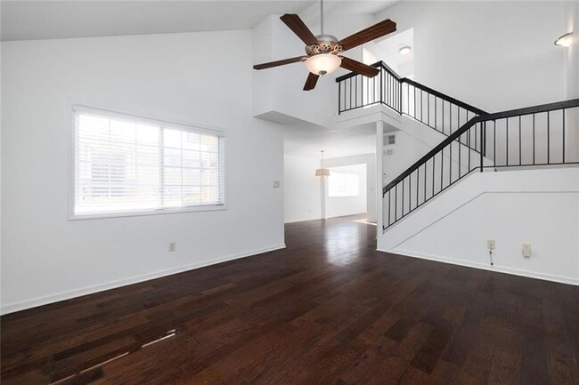 Building Photo - 1468 Briarwood Rd NE