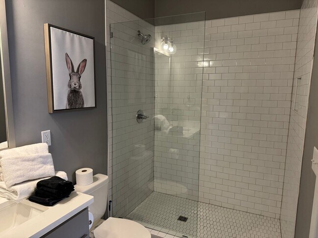 Building Photo - Great 3BR Home in the Heart of Nashville