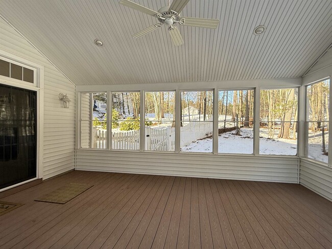 Building Photo - 149 Tinker Rd