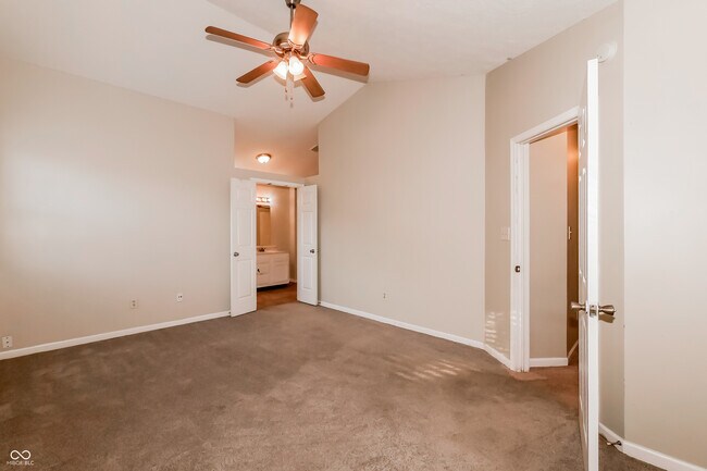 Building Photo - 1202 Pine Mountain Way