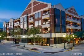 Building Photo - 600 W Brown St