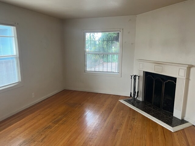 Primary Photo - 1743 84th Ave