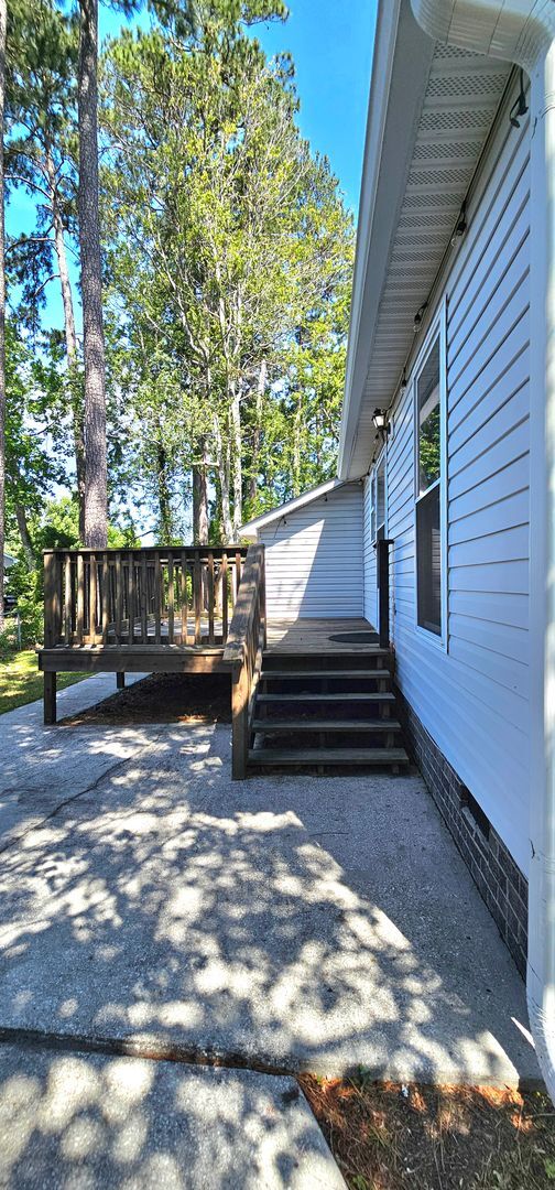 Building Photo - No HOA! Peaceful Cul-de-Sac Living with Ou...