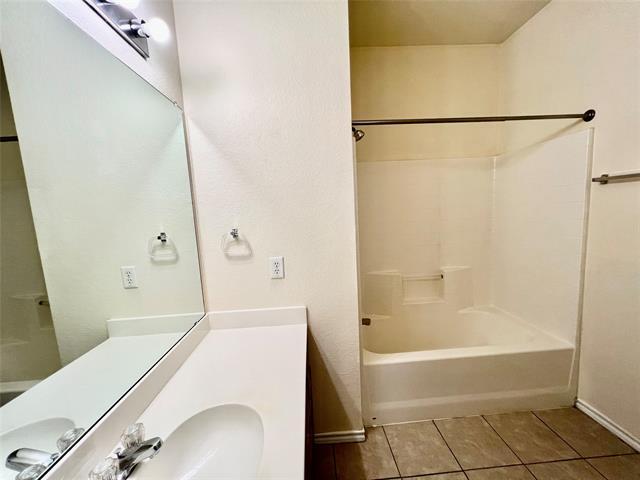 Building Photo - 848 Mirabell Ct