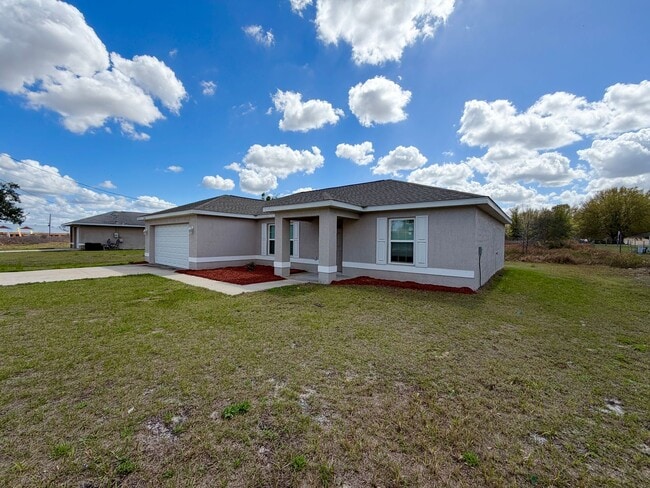 Building Photo - Desirable SE Neighborhood - 3/2/2 Silver Spring Shores **Available NOW**