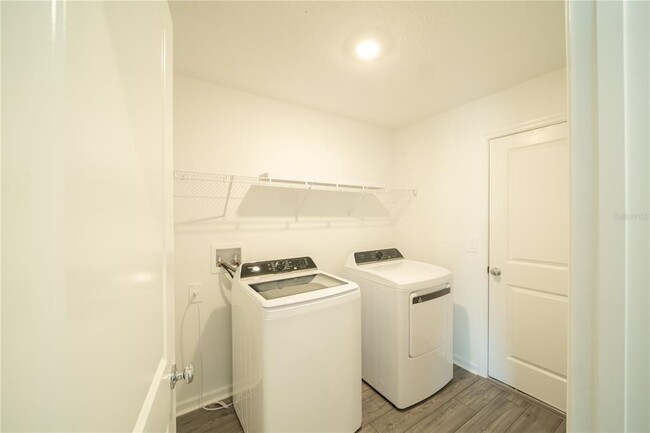 Building Photo - 4757 SW 83rd Lp