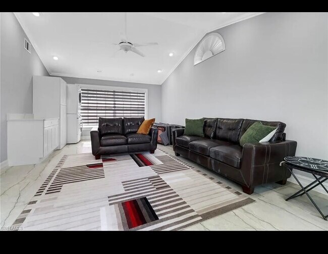 Building Photo - 7127 Mill Pond Cir