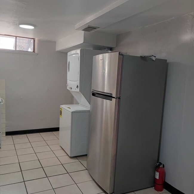 Building Photo - 3610 Fairfax St