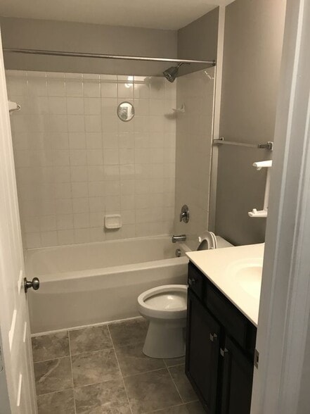 Building Photo - 11286 Hyde Pointe Ct