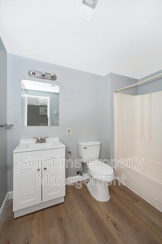 Building Photo - 225-229 Jonathan Street (new) - 229-302