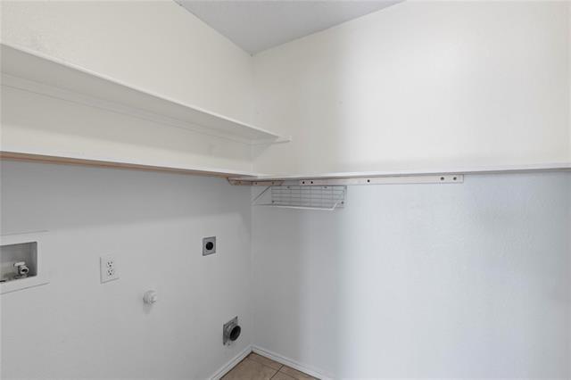 Building Photo - 1543 Englewood Dr