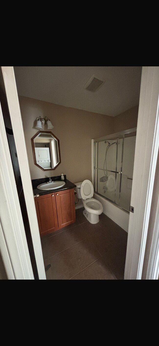 Building Photo - 3040 Alta View Dr