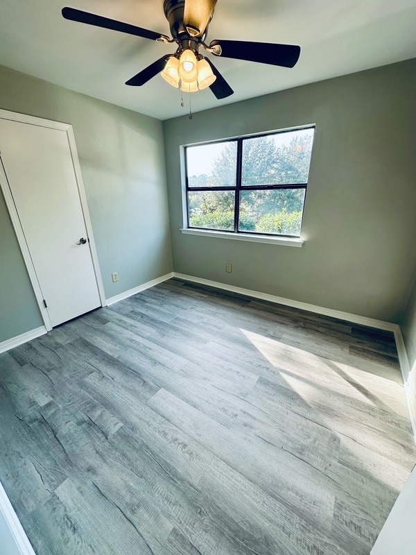 Building Photo - 110 5th St