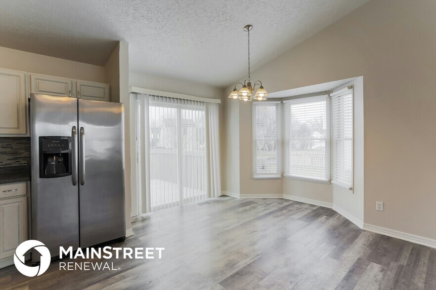 Building Photo - 2117 Brookbank Dr