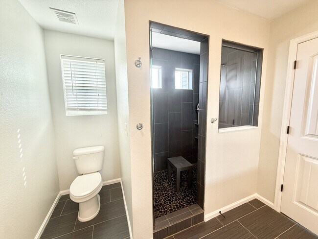 Building Photo - 3403 Yellowwood Ln