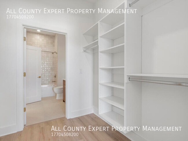 Building Photo - 675 Drewry St NE