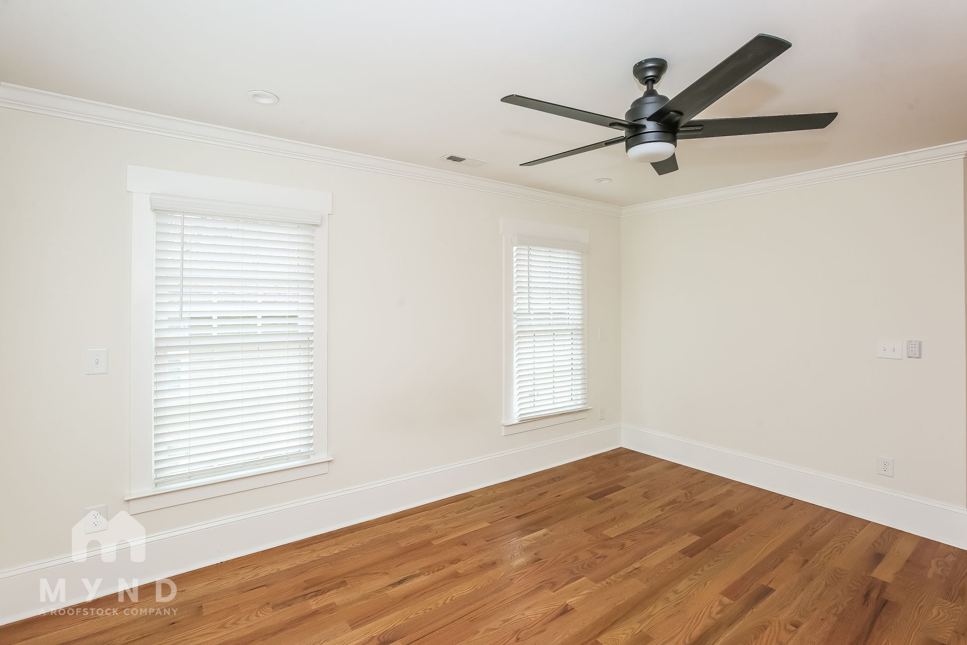 Building Photo - 1706 S Mint St