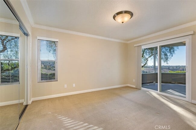 Building Photo - 69 Brighton Pl