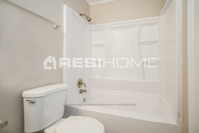 Building Photo - 7379 Bethsaida Dr