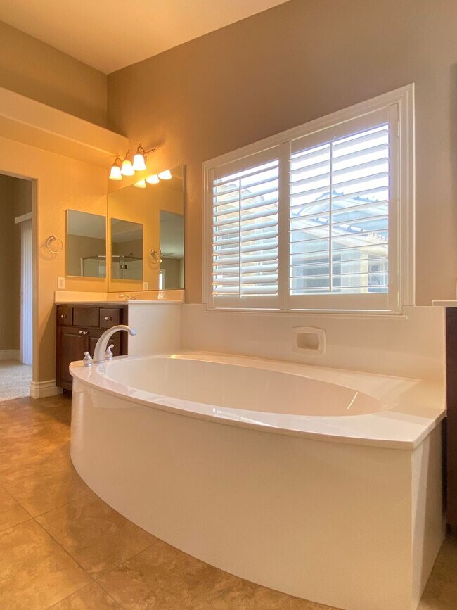 Building Photo - 95 Broken Putter Way