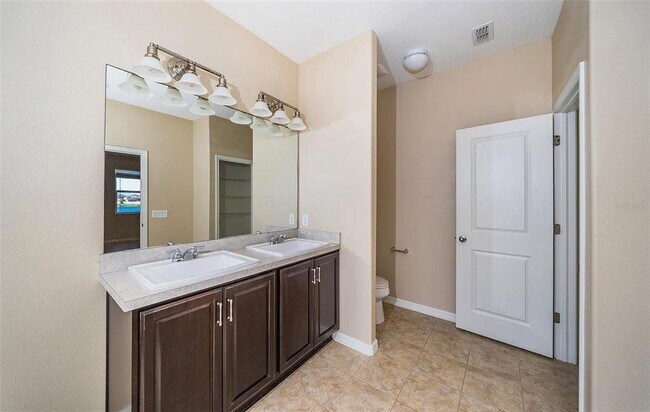 Building Photo - 11438 Brighton Knoll Loop