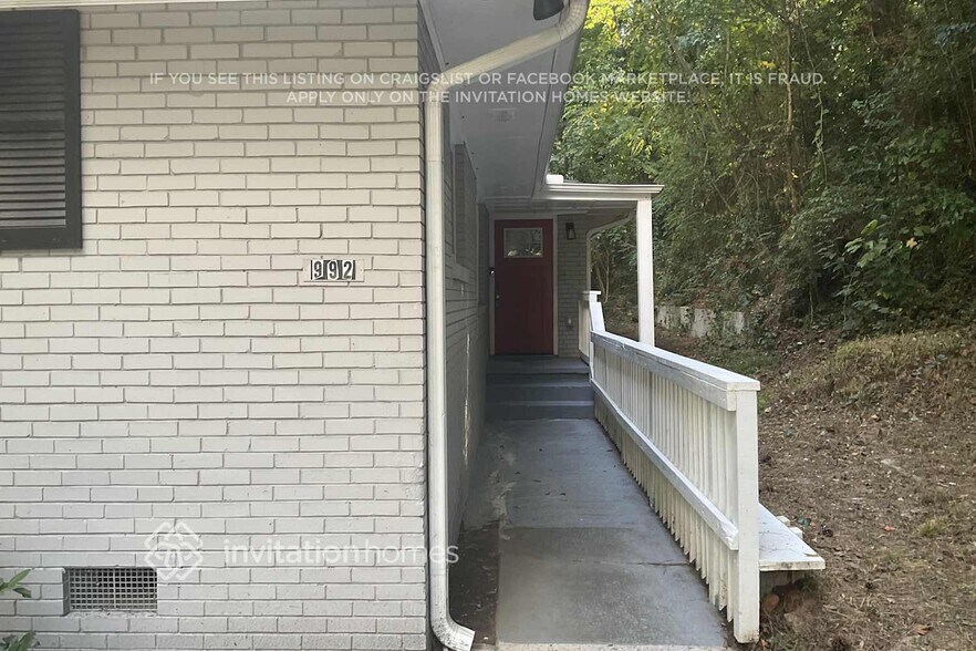 Building Photo - 992 Washington Rd