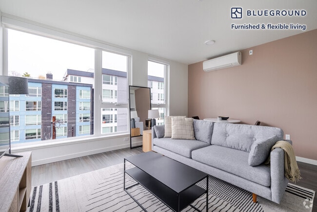 Building Photo - 1000 E Yesler Wy