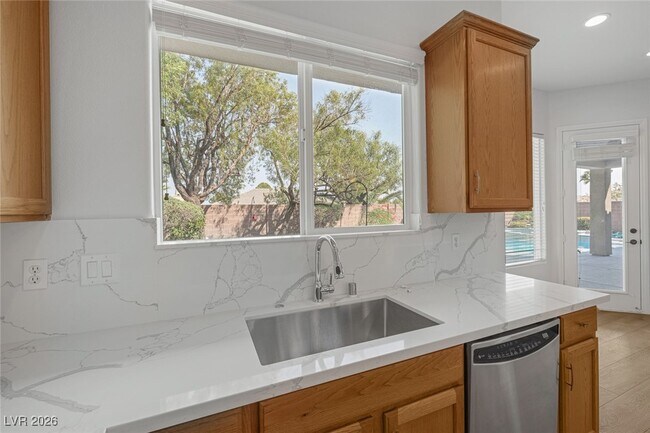 Building Photo - 3492 Hawksbeard Ct