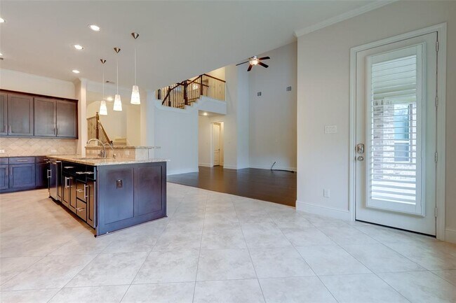 Building Photo - 10307 Latta Creek Dr