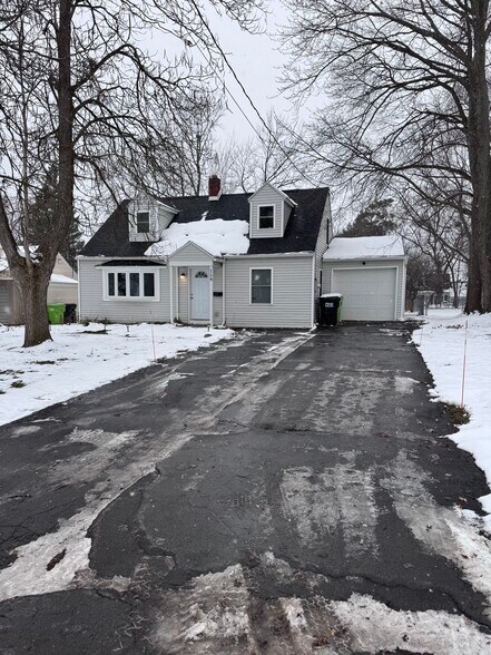 Building Photo - 119 Traister Dr