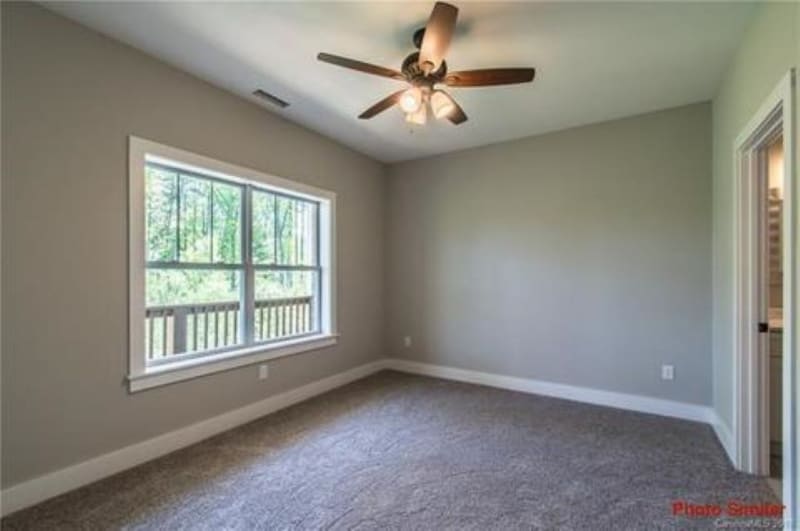 Building Photo - 124 Foxden Dr