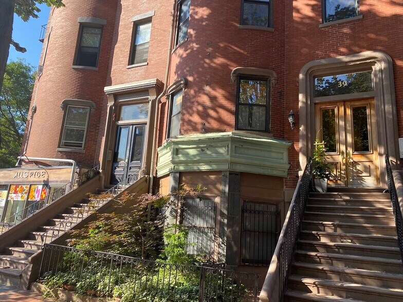 Building Photo - 41 Worcester Sq