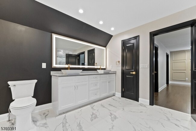 Building Photo - 75 Nance Rd