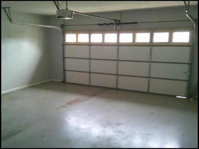 Building Photo - 12 Lauren Cove